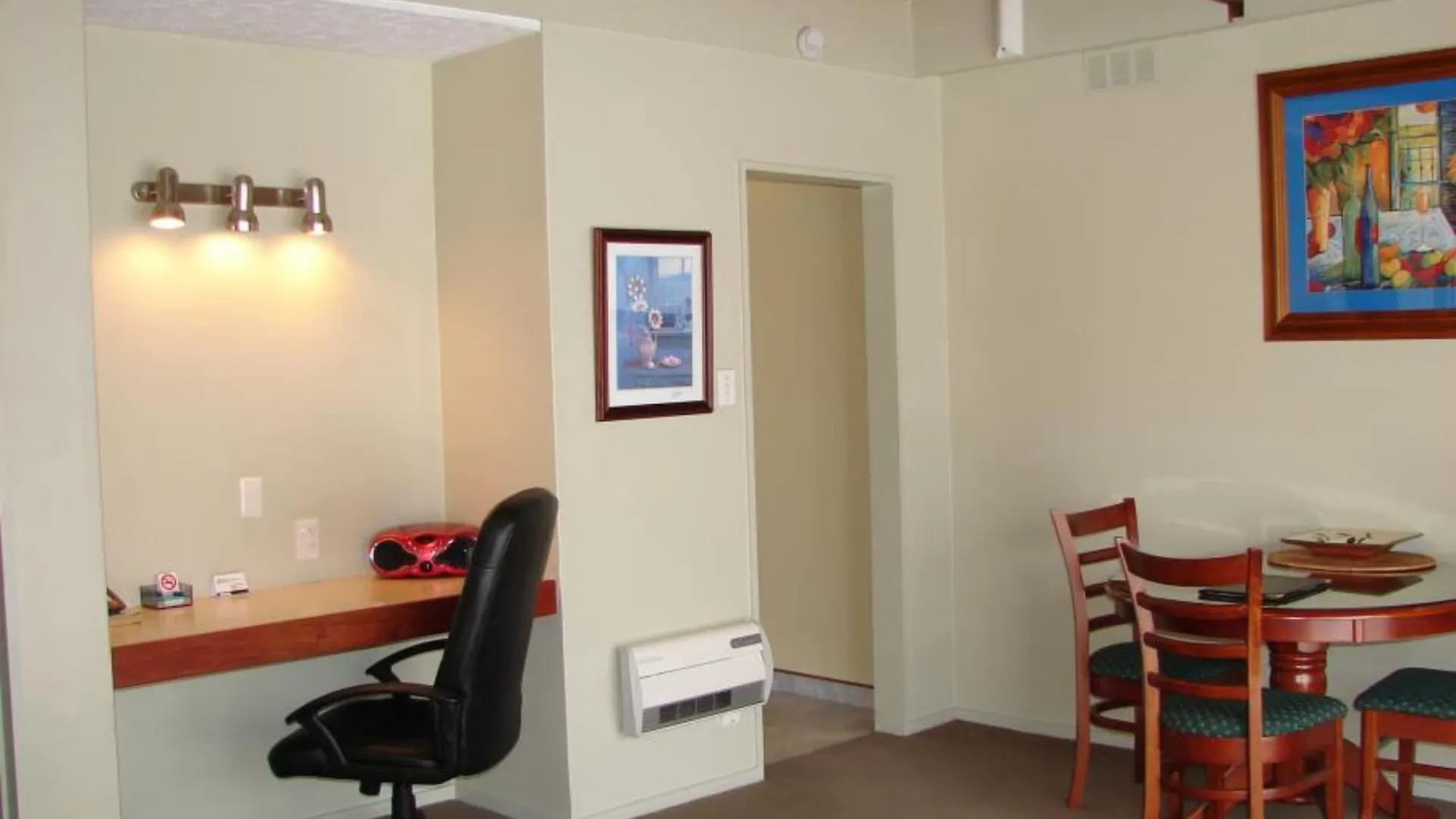 ****  193 Aorangi Manor Motel Blenheim New Zealand