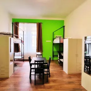 Hostel Bebudgetrooms