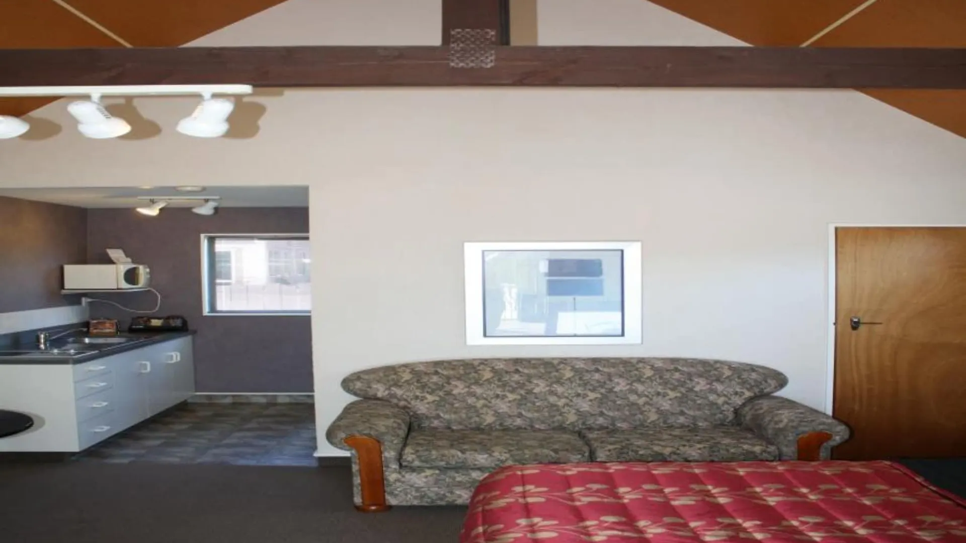 193 Aorangi Manor Motel Blenheim 4*,